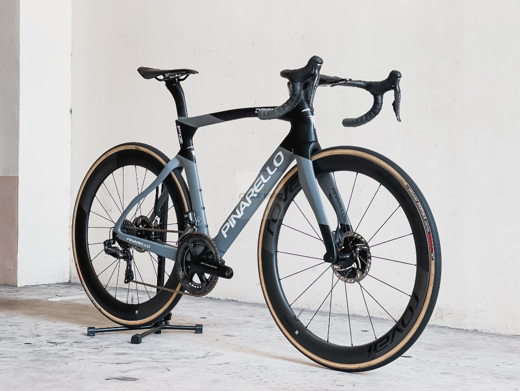 Pinarello Dogma F12 Disc Shimano Ultegra Di2 11 Speed - Sideral Grey 2021  DEMO