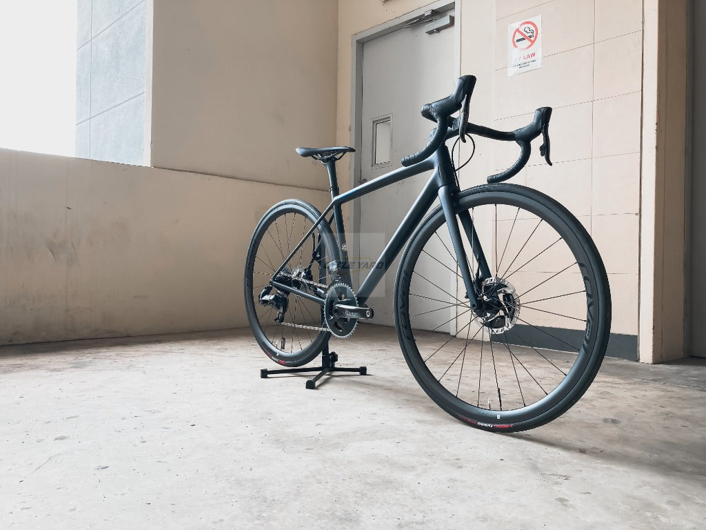 Specialized Aethos Pro Size 52 SRAM eTAP Force AXS HRD